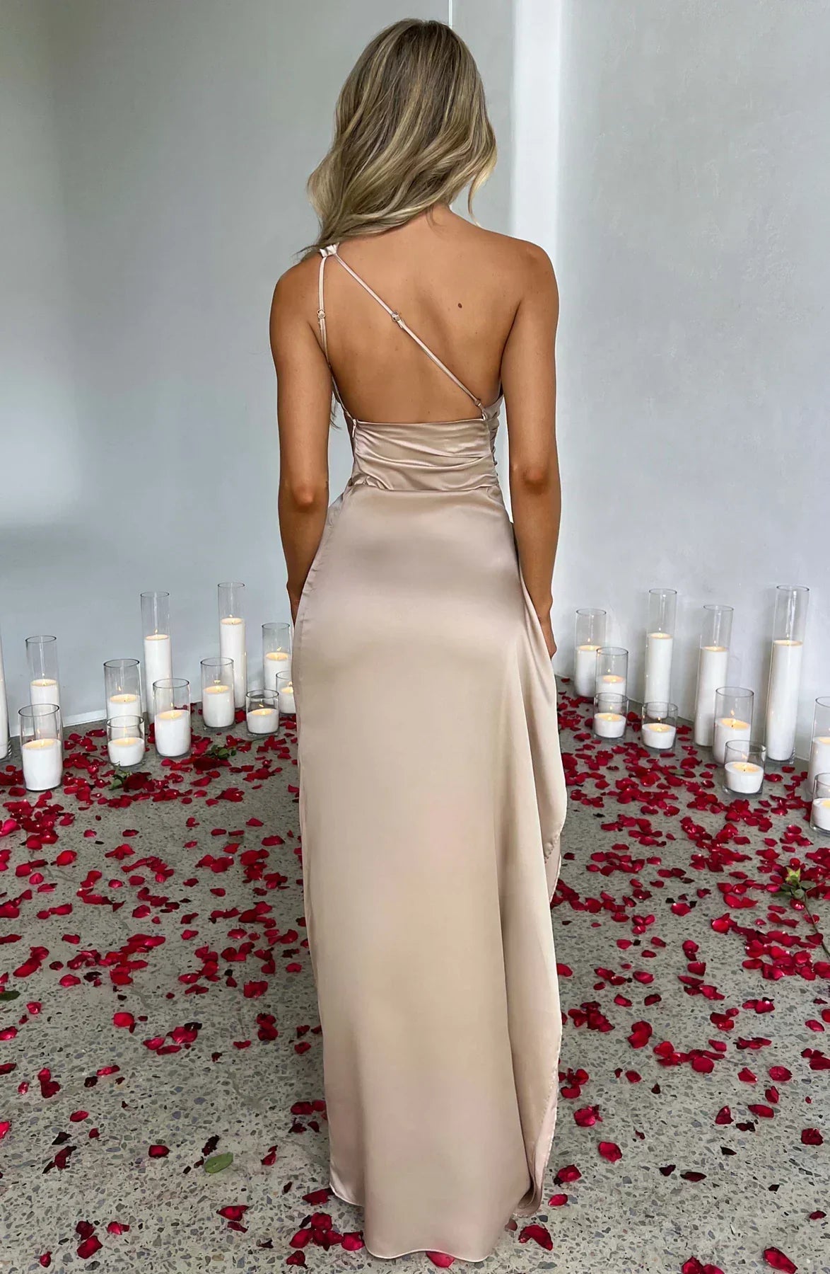 Nabila | Elegante jurk met één schouder voor dames