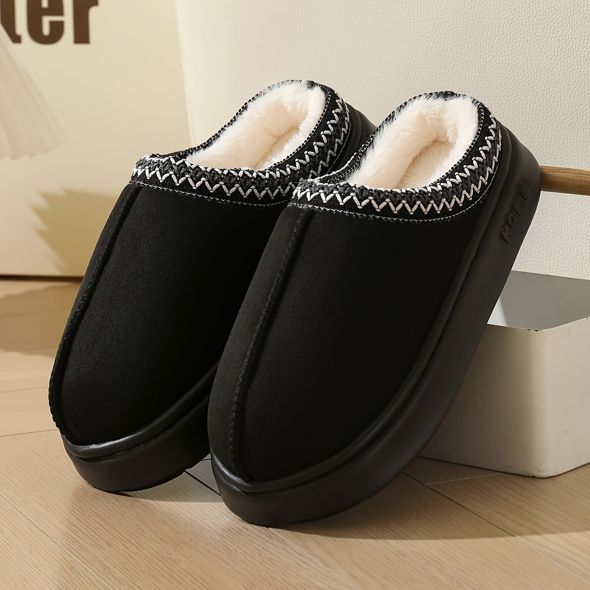 Uggie™ Vintage Slip-On Pantoffels