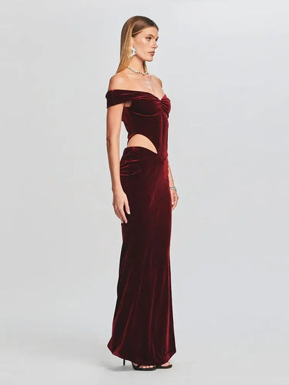Onni | Klassieke Off-shoulder Fluwelen Jurk met Uitsnijding voor Dames
